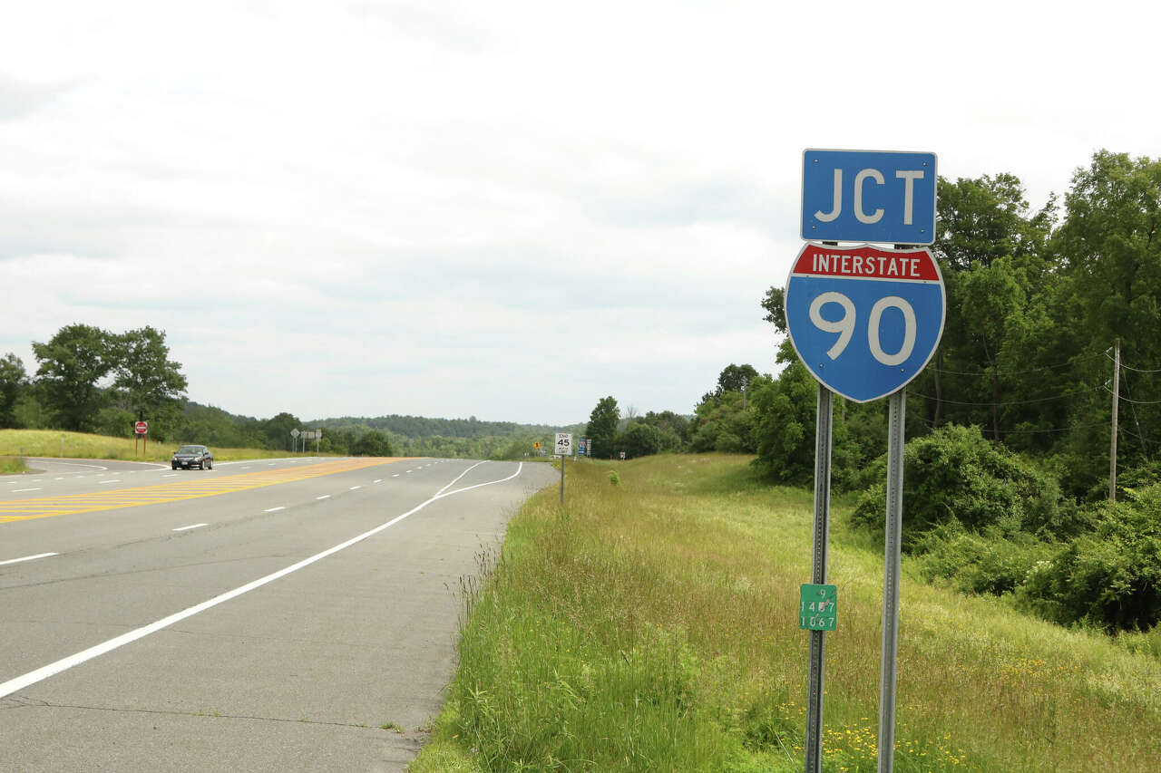 Crash closes lane of traffic on Interstate 90 in Albany