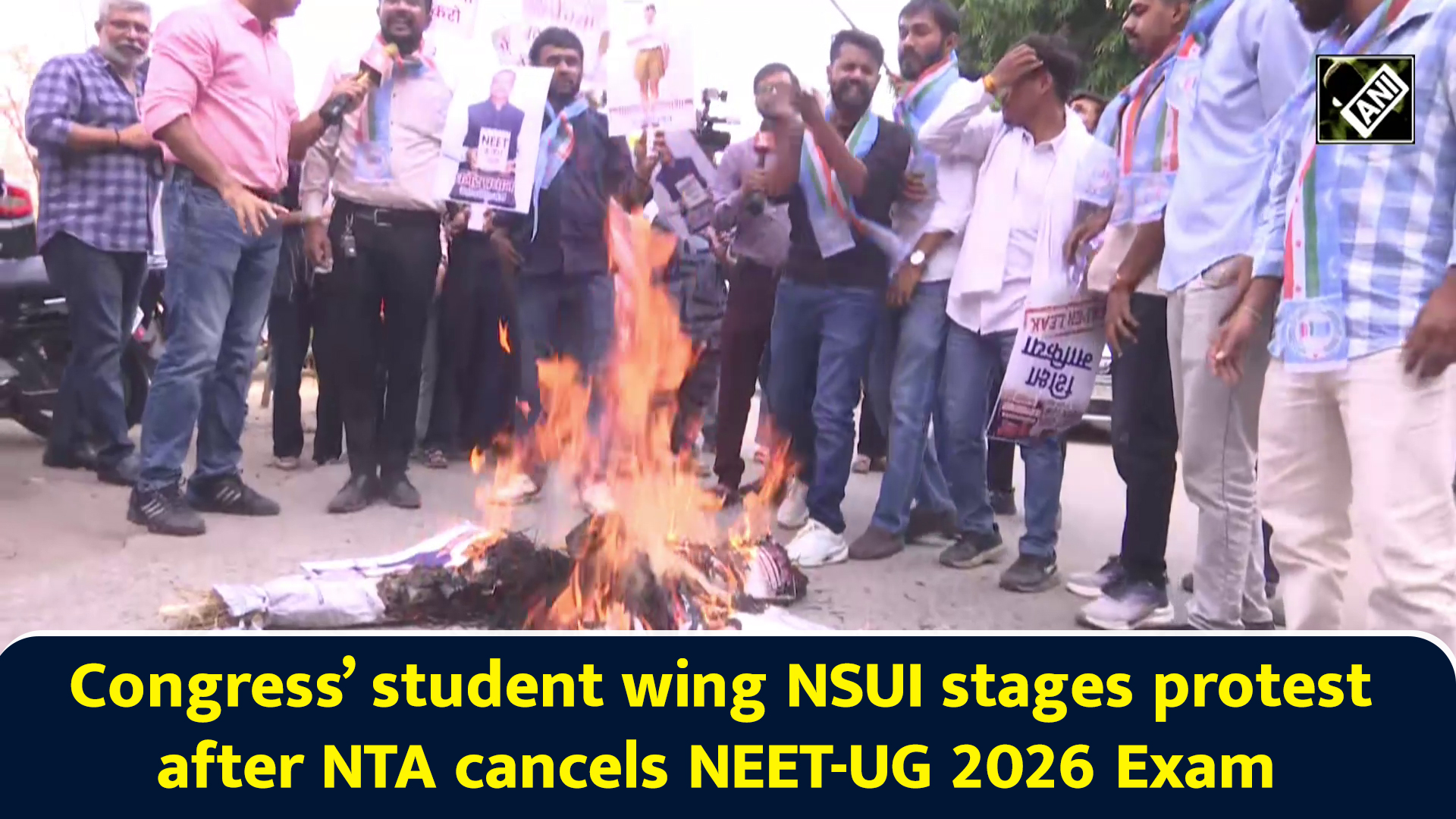 Congress’ student wing NSUI stages protest after NTA cancels NEET-UG ...