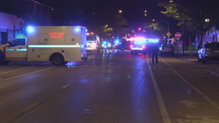 Suspect seriously injured in shootout with CPD officers in South Chicago