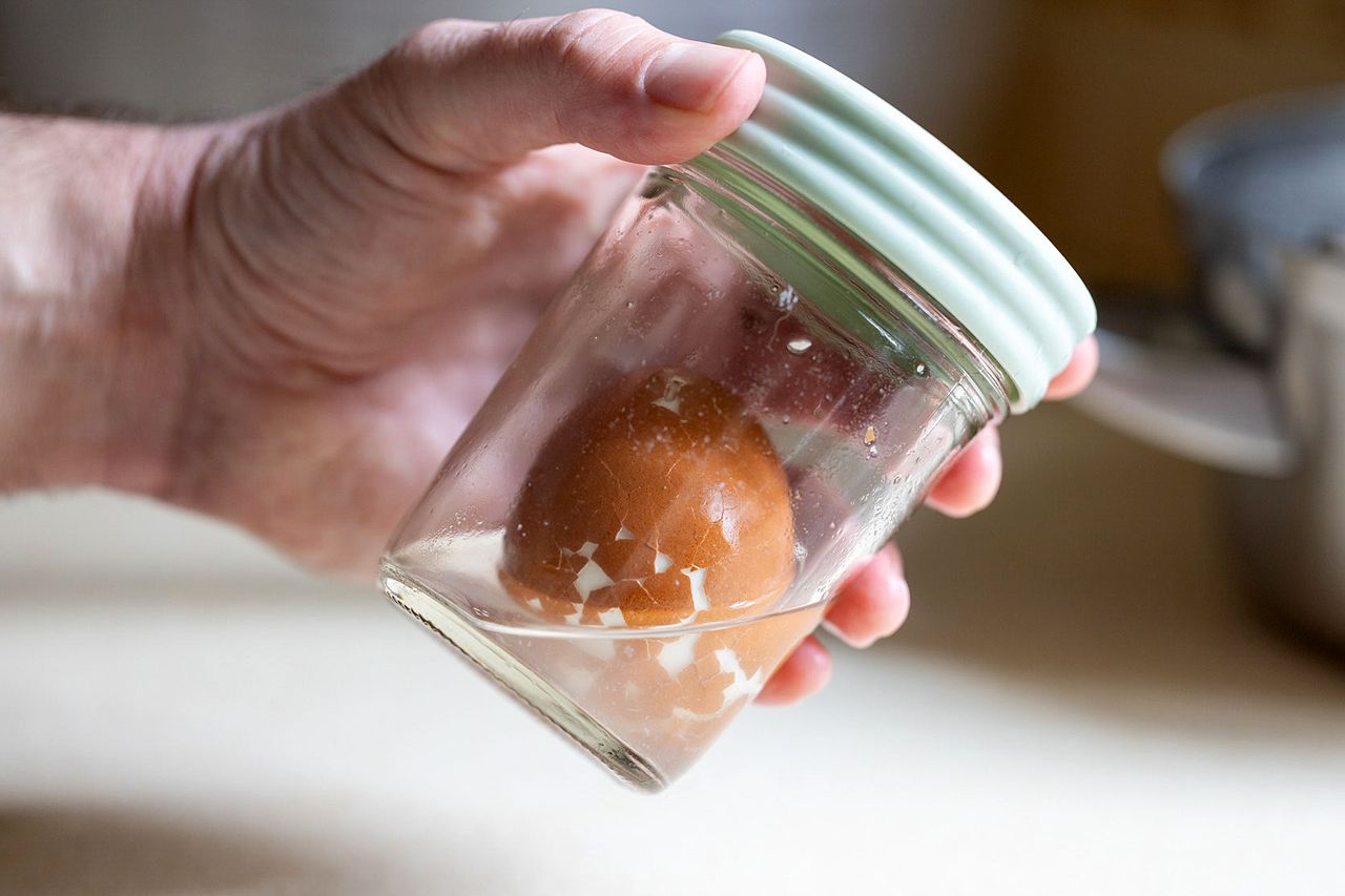 Peeling eggs with a Mason jar.