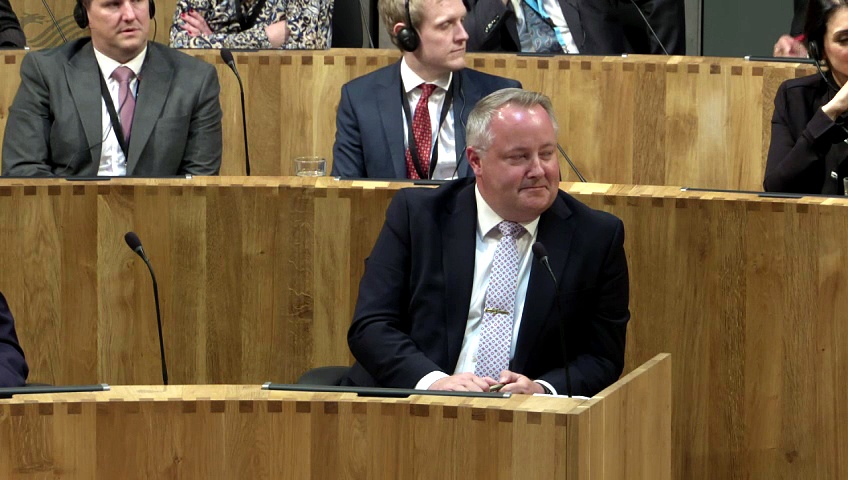 Welsh Parliament votes in first non-Labour First Minister