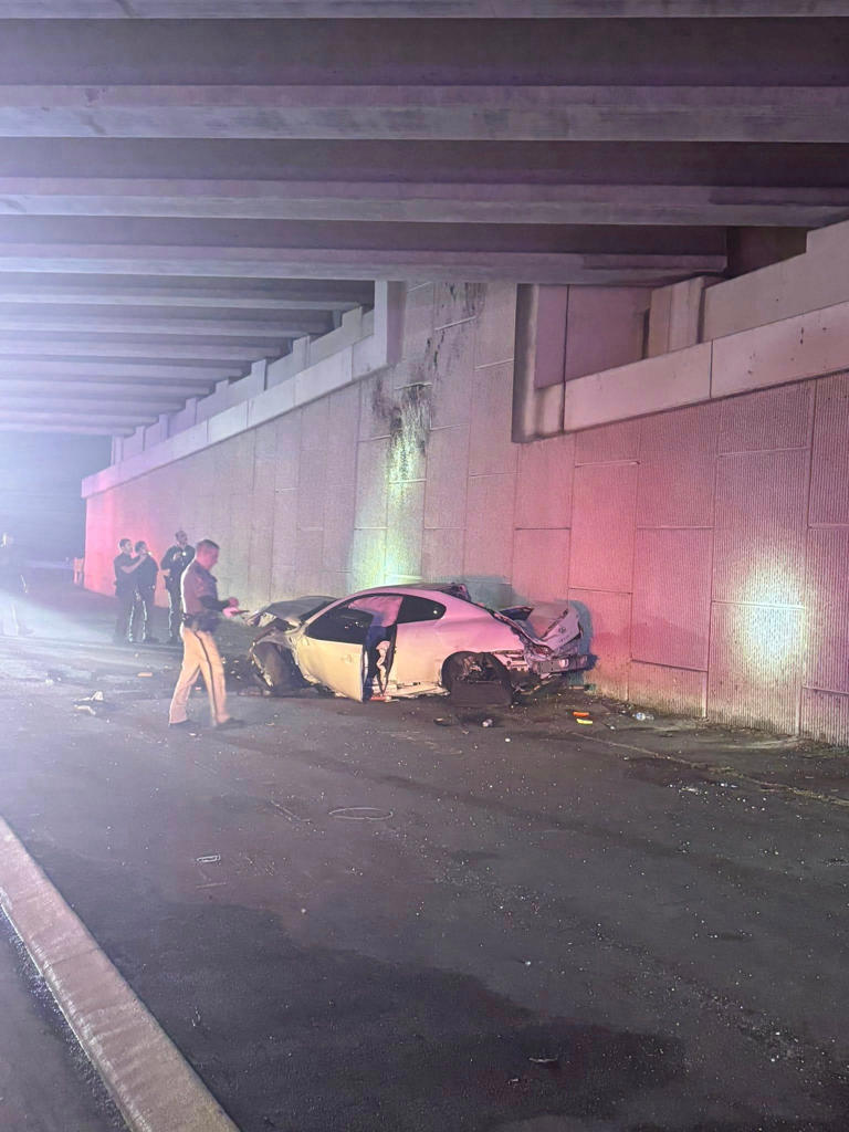 Vehicle falls off side of I-95 overpass in Florida, 3 people injured