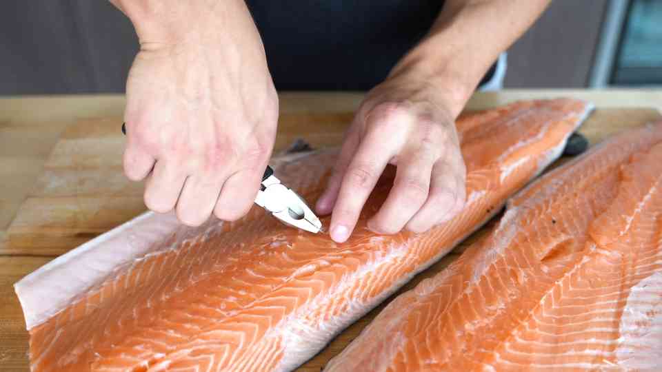 Why timing matters with salmon - small errors change the result