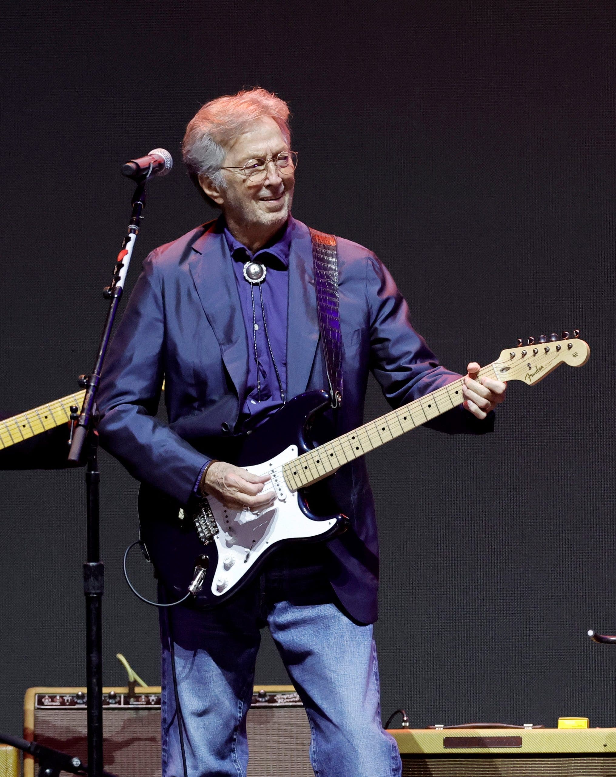 Eric Clapton hit in the chest by fan-thrown object, cuts concert short