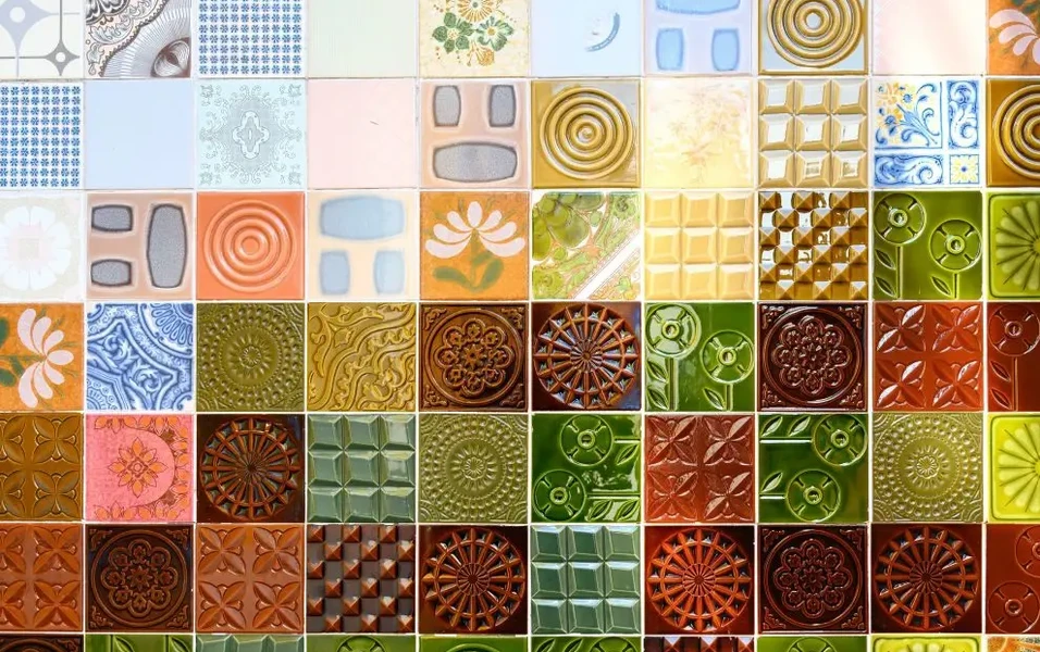 Designers highlight layered colors, handcrafted tiles for spring 2026