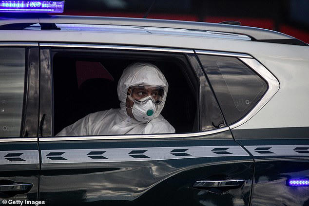 Experts warn first 'generation three' hantavirus cases are days away