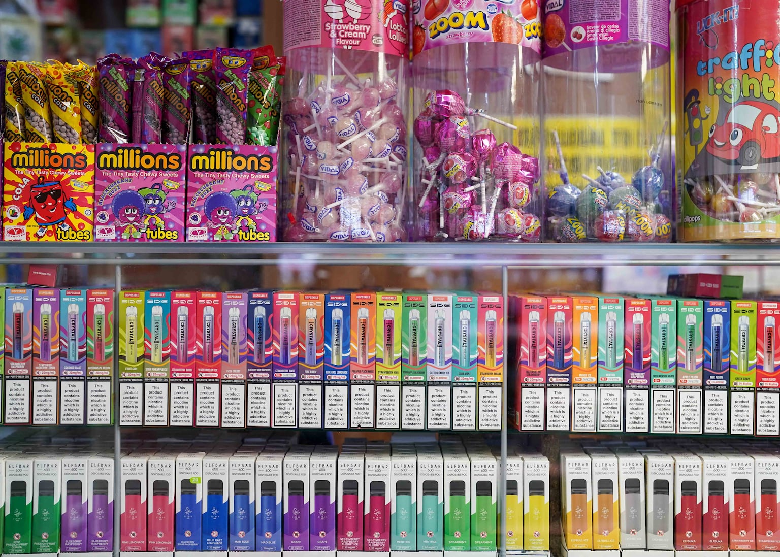 Charity warns young people against use of vapes to cope with exam stress