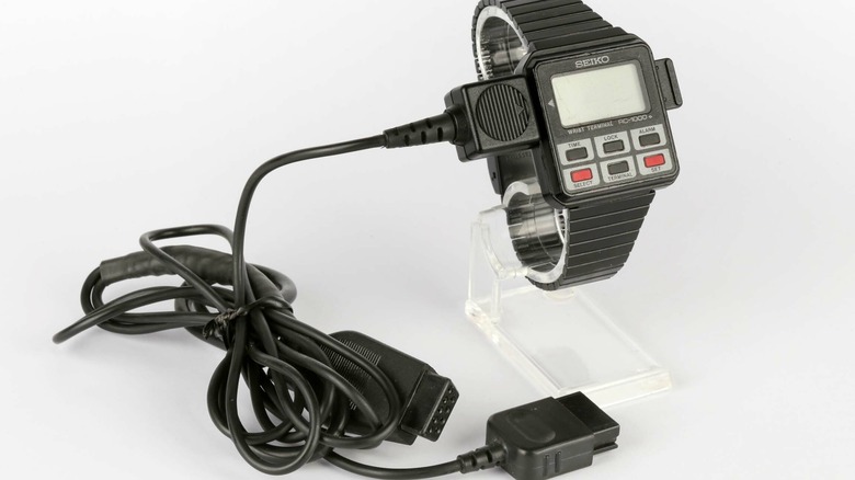 The first smartwatches were from the '80s, and they did more than you'd ...