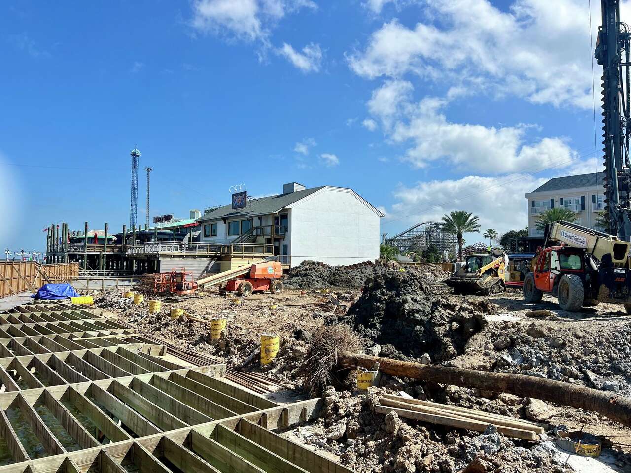 Landry's is putting a pirate-themed waterpark on the Kemah Boardwalk