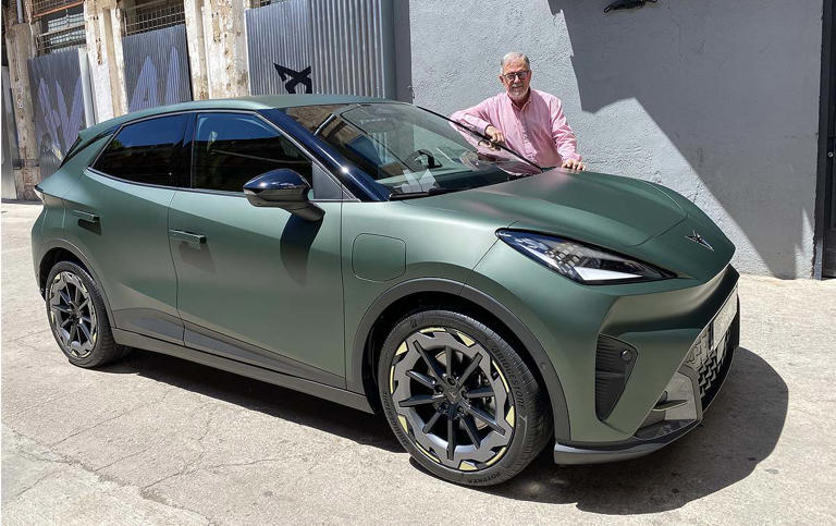 Conducimos el Cupra Raval, el coche urbano eléctrico que enamora