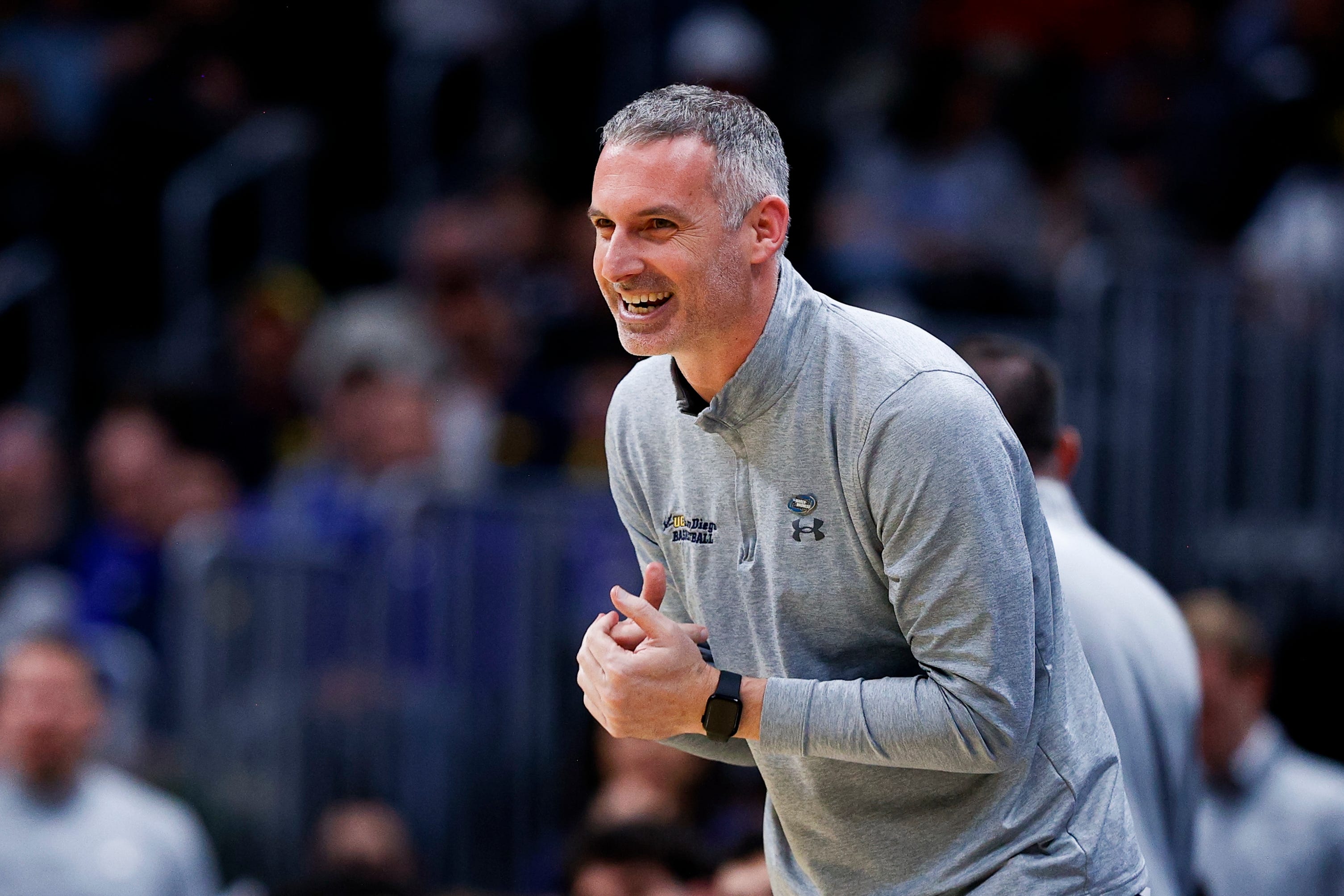 Eric Olen sticking around at New Mexico with long-term extension