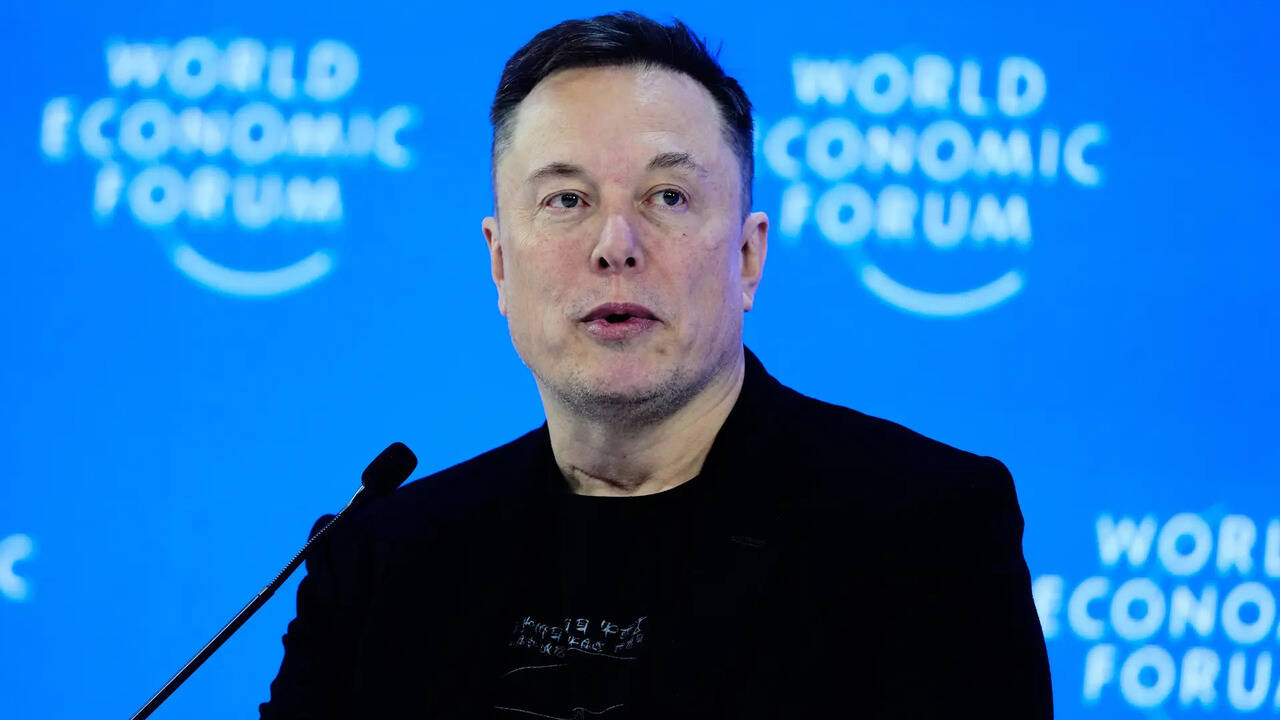 Top US executives, including Musk and Cook, join Trump on China trip