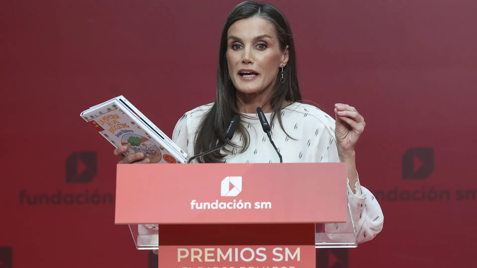 La reina Letizia en los premios SM: 