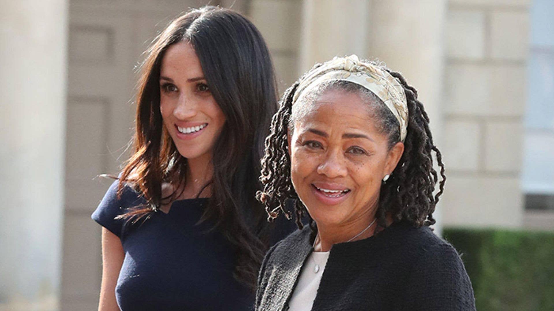 Doria Ragland, 69, is ageless in baggy jeans during outing with red ...