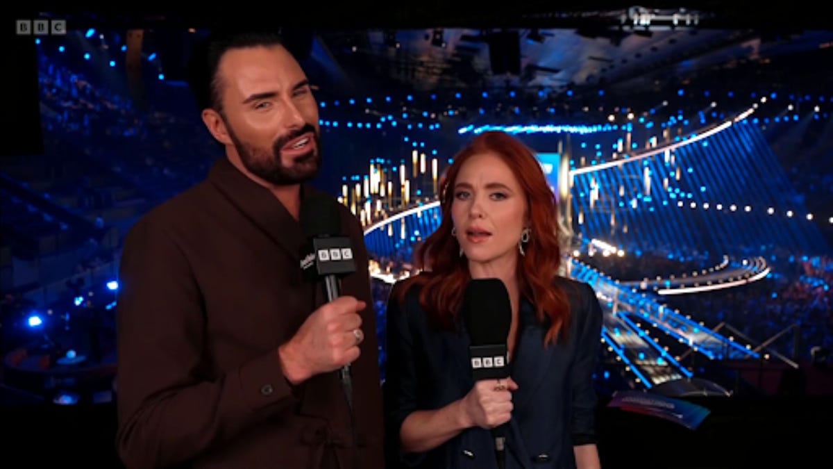 Angela Scanlon apologises after live blunder during Eurovision Song ...