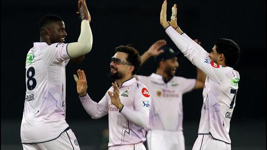 Rabada, Holder propel GT to the top of the table
