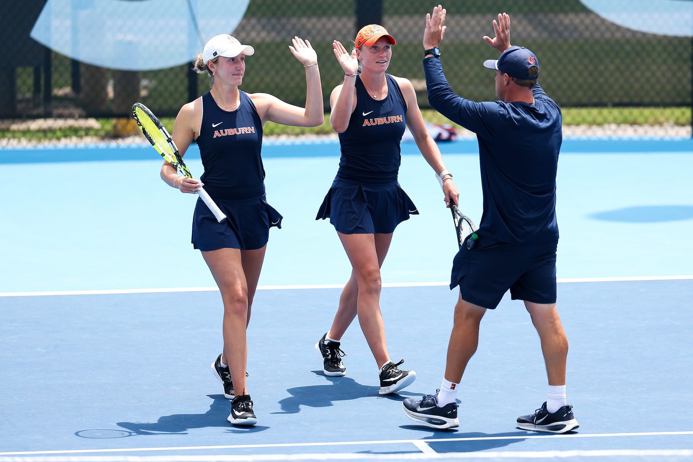 Auburn women's tennis set to play LSU in the Elite 8