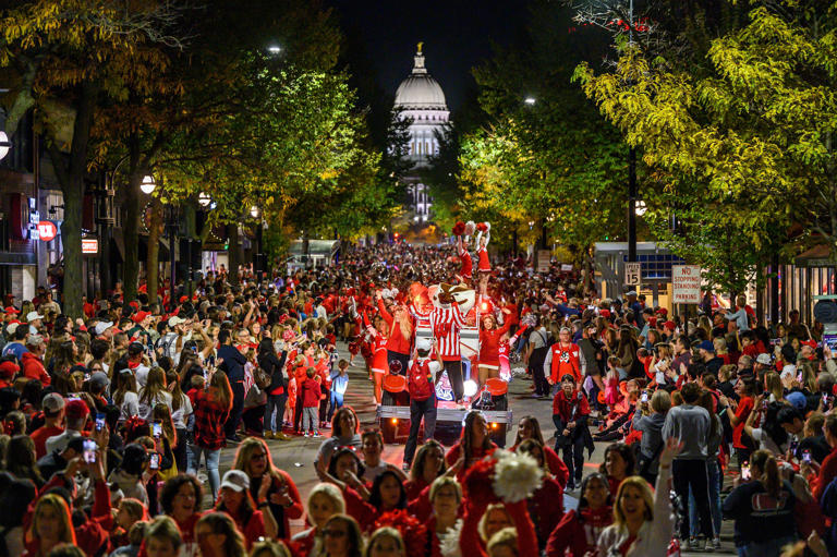 UW-Madison begins search for next director of athletics, introduces ...