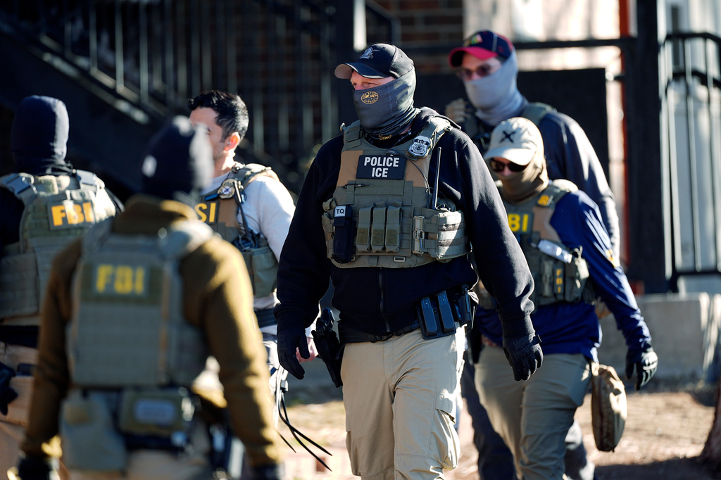 Federal judge rules ICE in Colorado violated order limiting warrantless ...