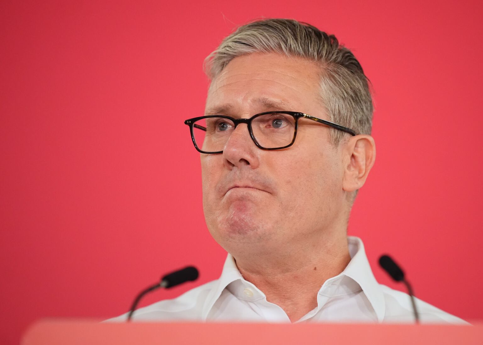 Keir Starmer to meet key rival Wes Streeting amid open revolt in Labour ...