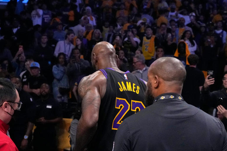 Lakers want LeBron James to return for another season alongside Luka ...
