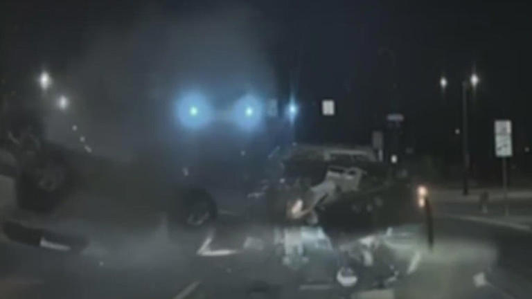 Video shows 2 teens crashing stolen Jeep in Northeast Philadelphia ...
