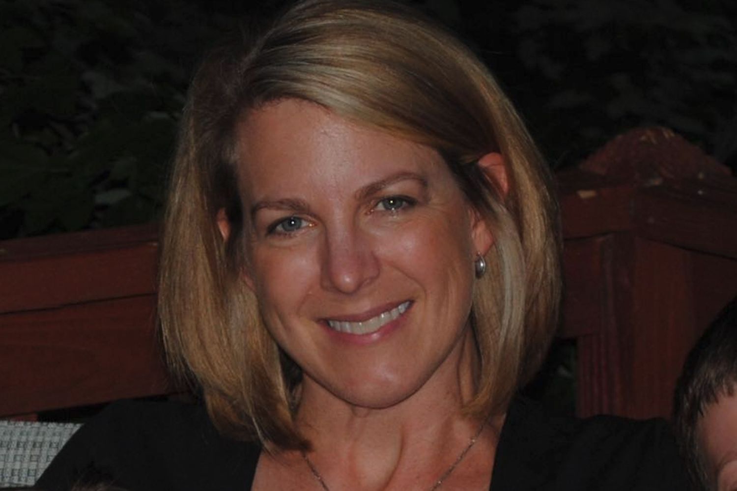 Ex-husband accused of ambushing realtor ex-wife in driveway as she ...