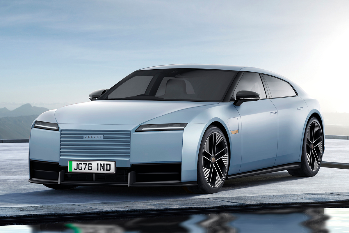 The New Luxury Battlefield: Jaguar Type 01's Radical Cabin vs. Range Rover EV's Silence — image 4