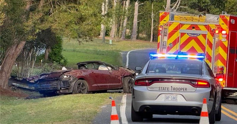 One person injured after crashing into tree in Cumberland County