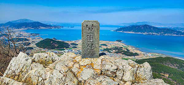 유배된 서포 김만중을 지켜보는 누운 호랑이 [경상도의 숨은 명산 호구산]
