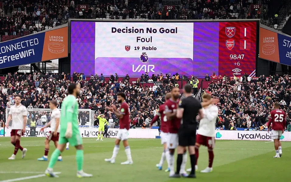 Howard Webb backs VAR call to disallow West Ham goal