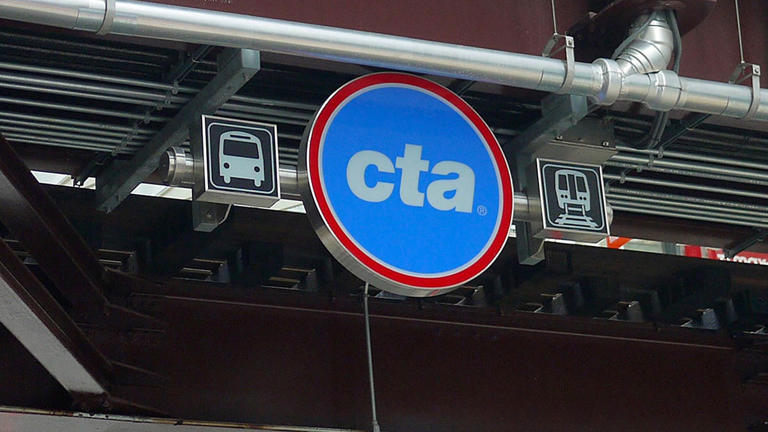 Major delays on CTA Blue Line as person on tracks brings service to a halt
