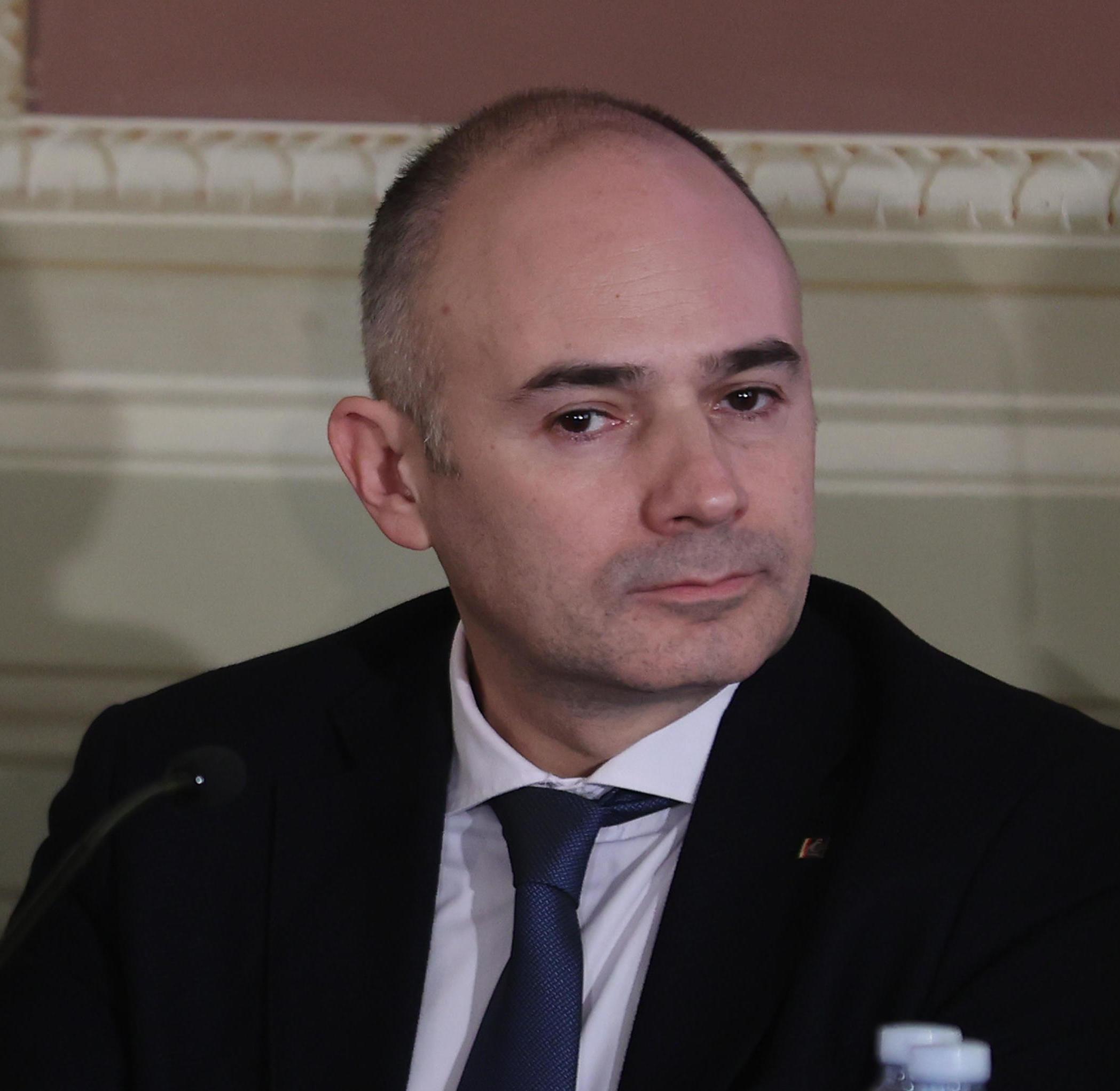 Uomo nel vicolo: 
