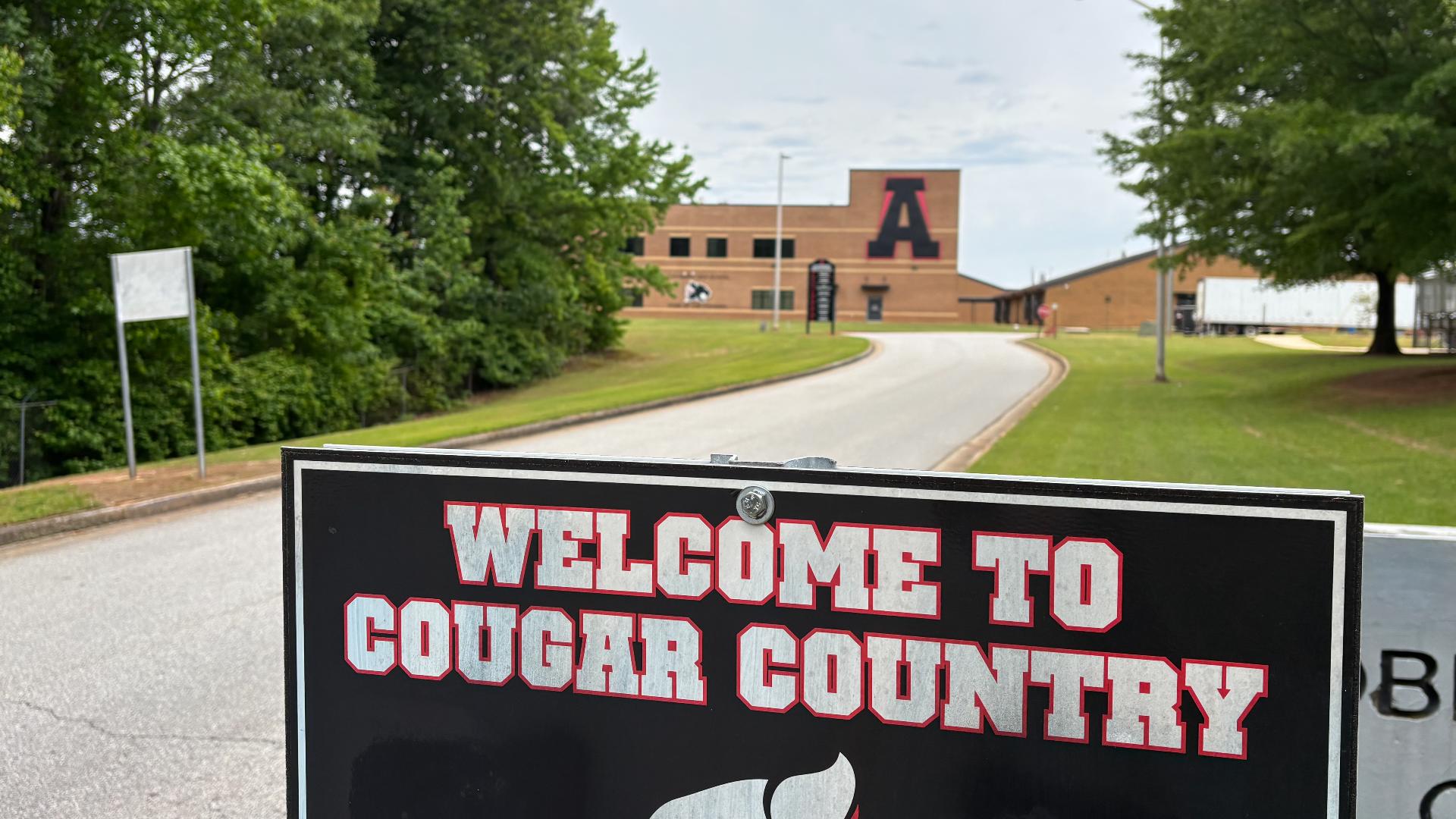 After teacher accused of sex with student in closet, parents question ...