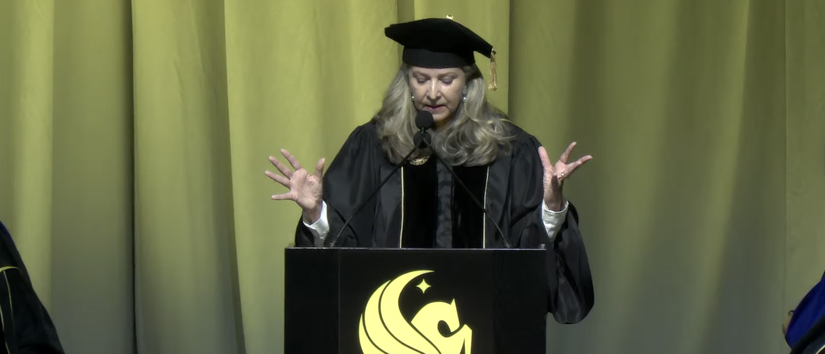 Commencement speaker mercilessly booed after telling grads that AI is ...