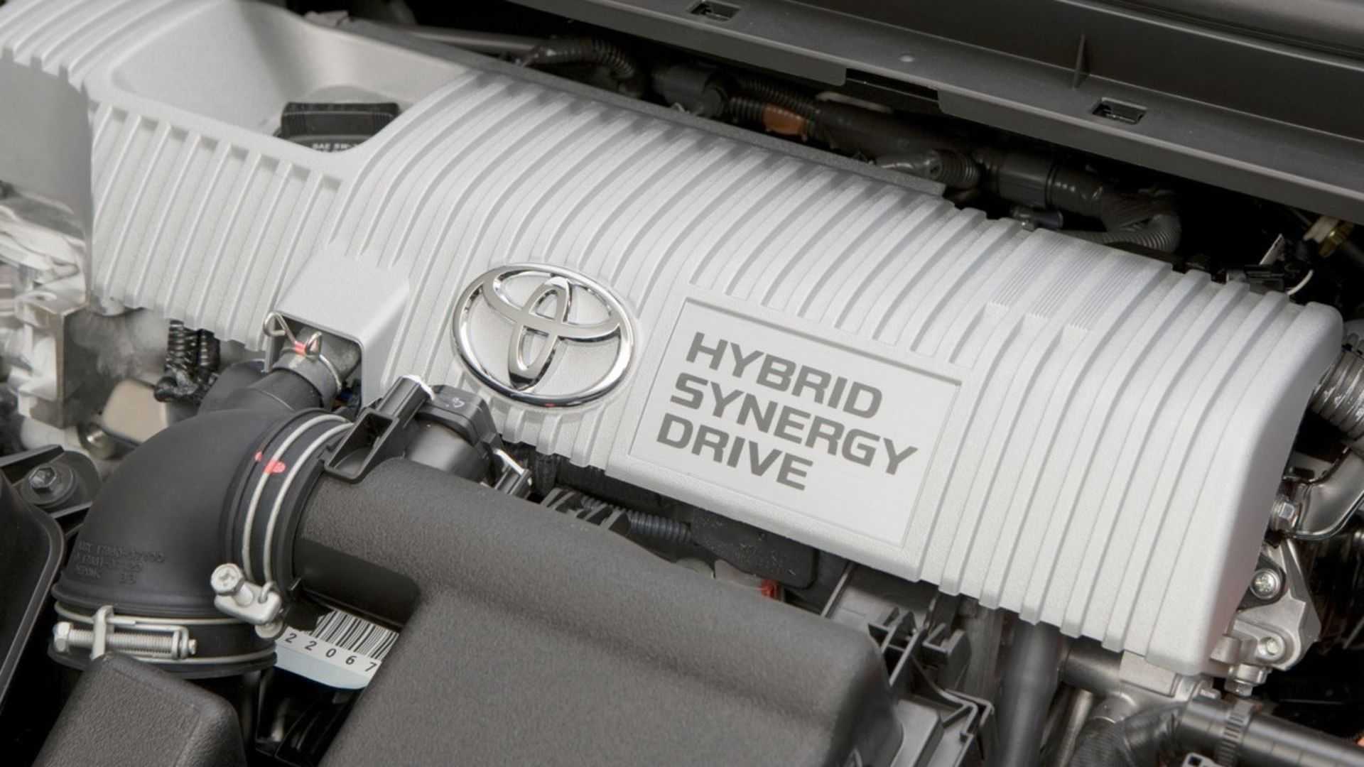 2010 Toyota Prius Hybrid Synergy Drive badge on cover