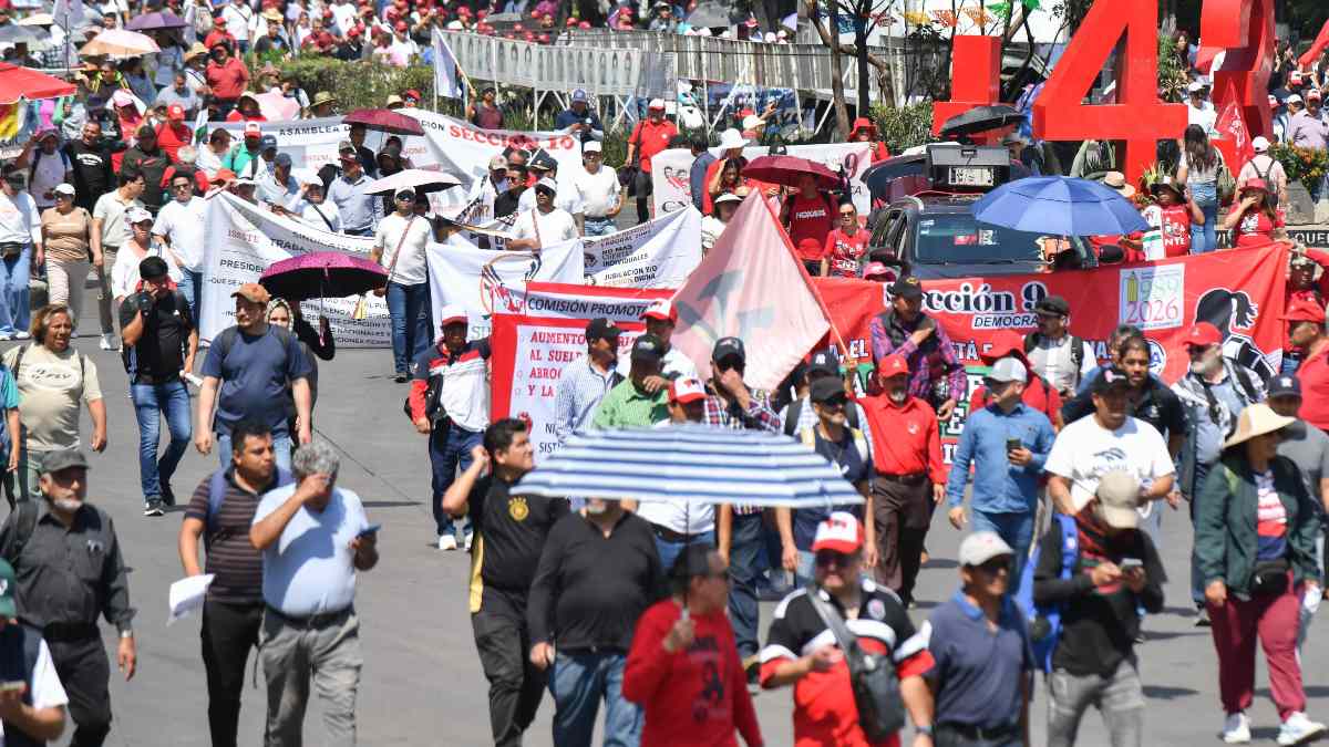 Atención. CNTE anuncia marcha en CdMx por el Día del Maestro 2026 ...