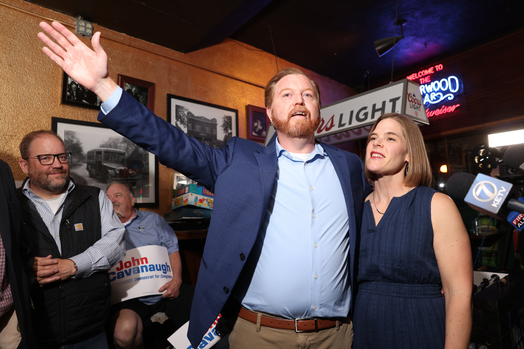 Nebraska Democrats in tight primary race for state's 'blue dot' US ...