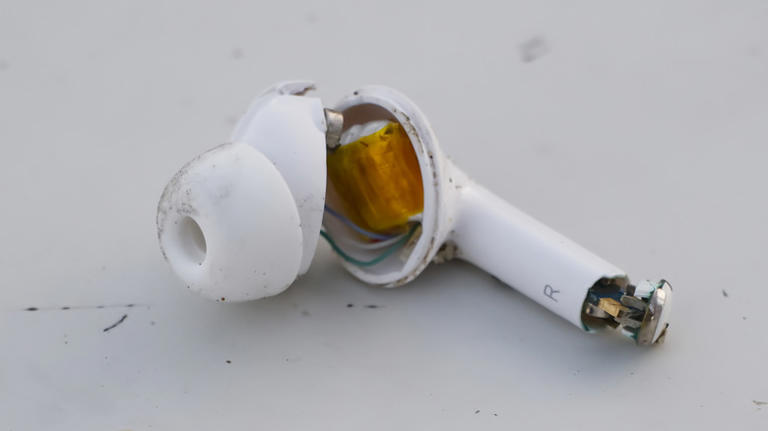 The AirPods' environmental problem nobody talks about