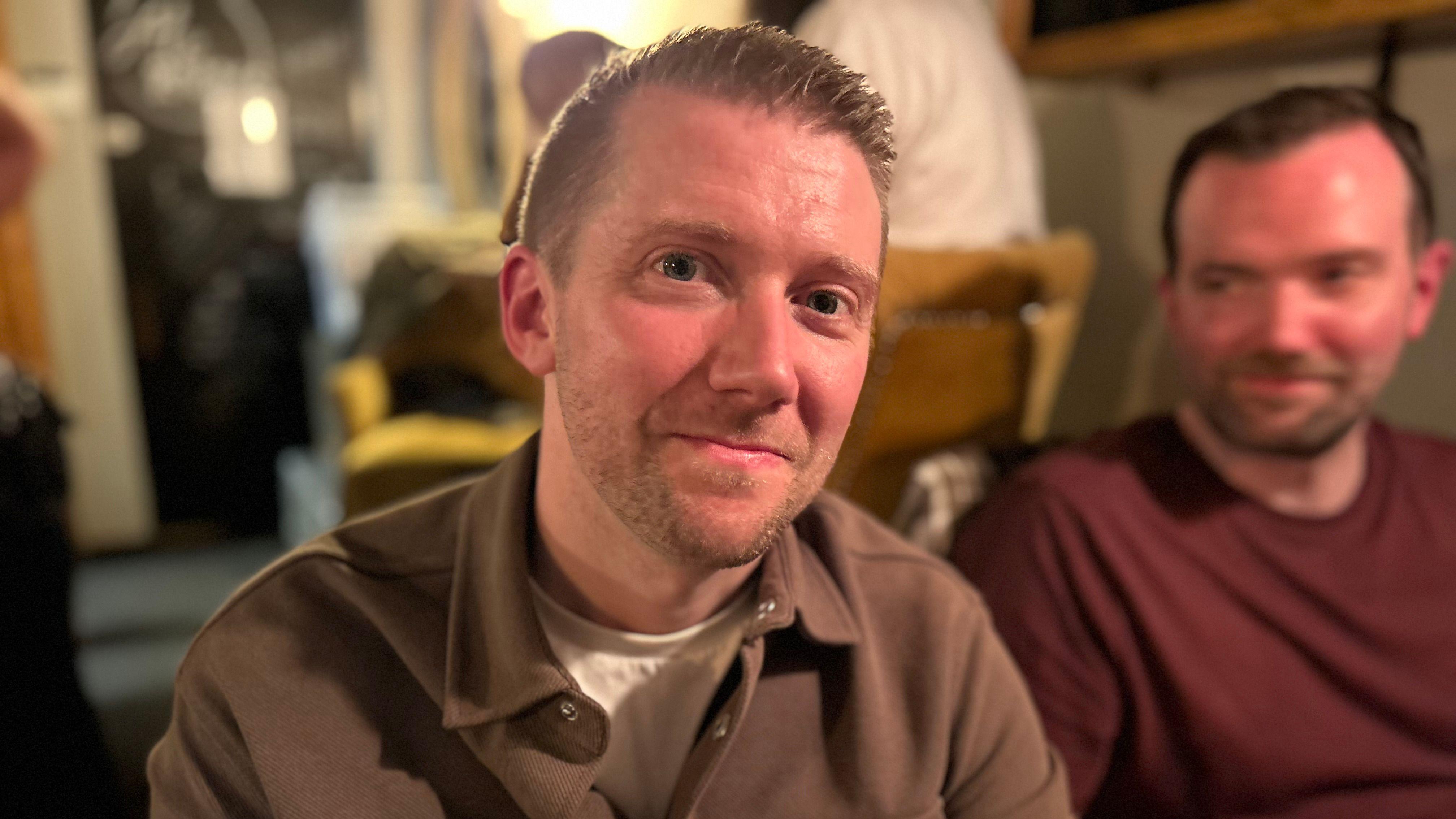 Dads learning to style daughters' hair in the pub