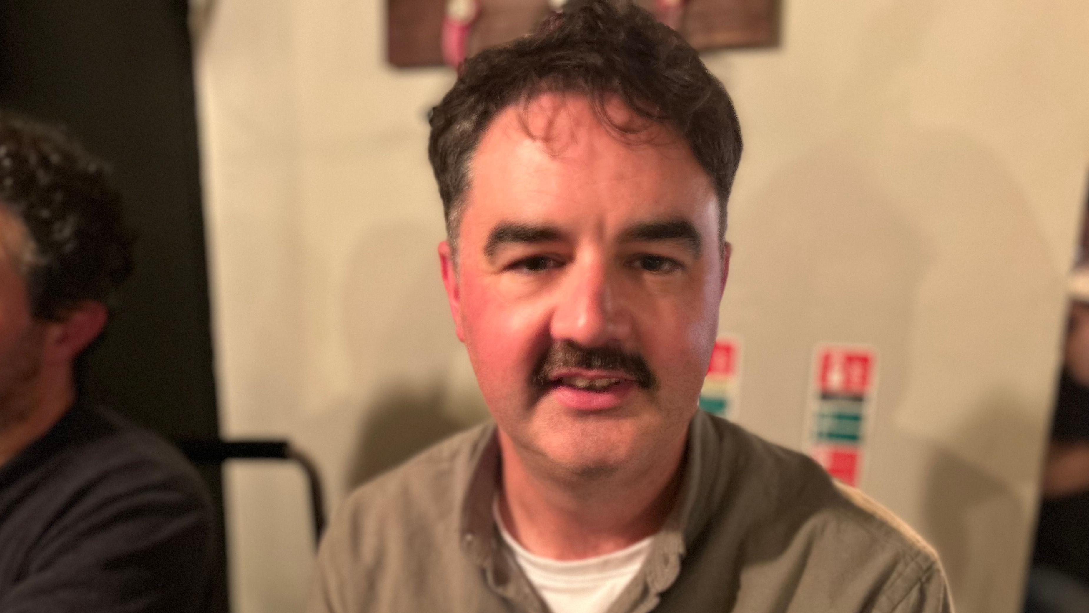 Dads learning to style daughters' hair in the pub