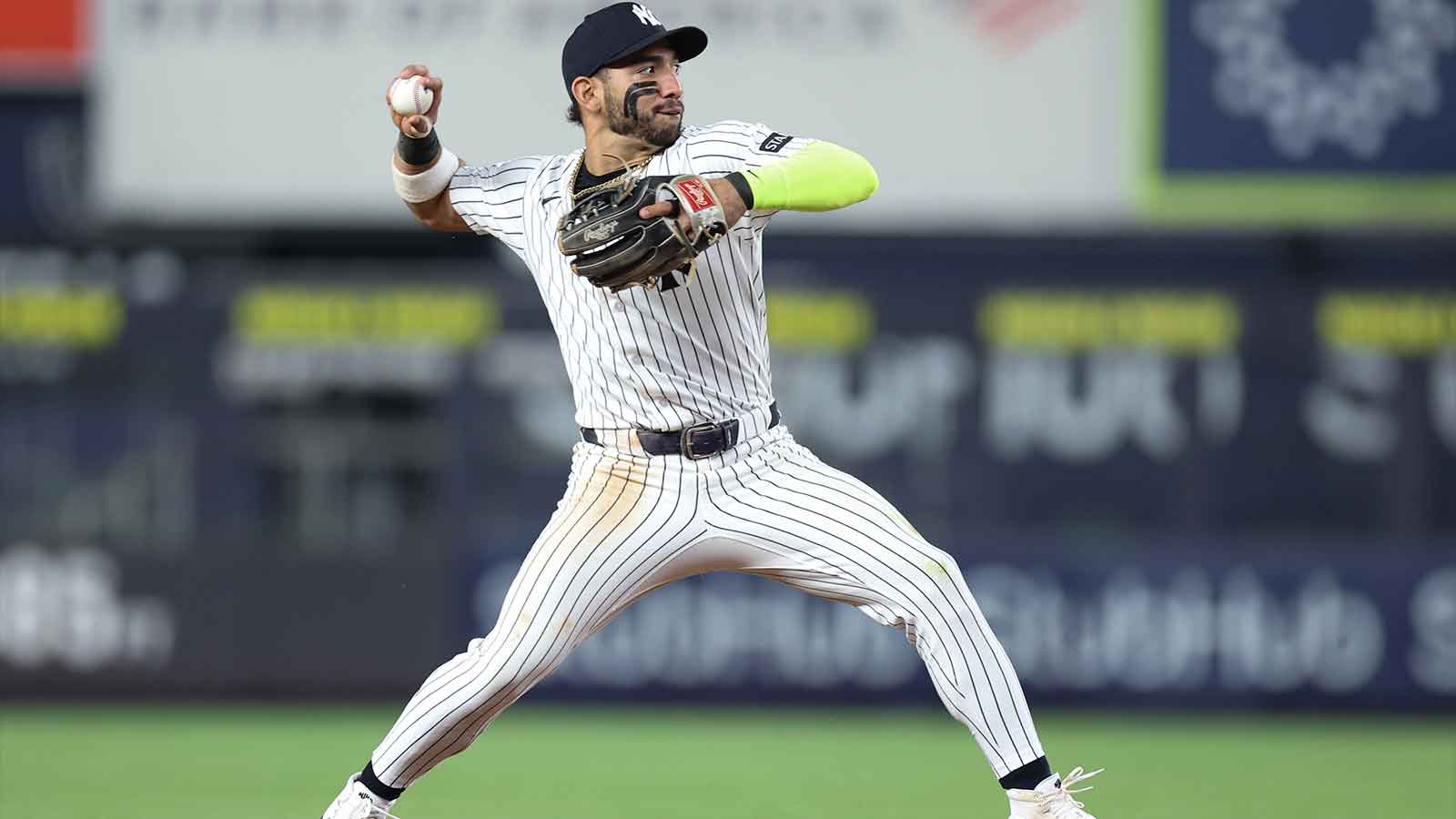 Yankees’ Jose Caballero gets 100% real on pitch clock violation