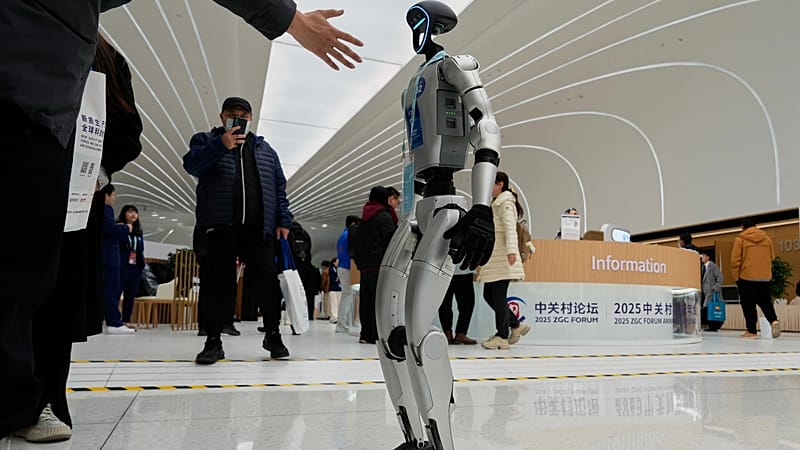 Le chinois Unitree dévoile un robot humanoïde « mecha » transformable ...