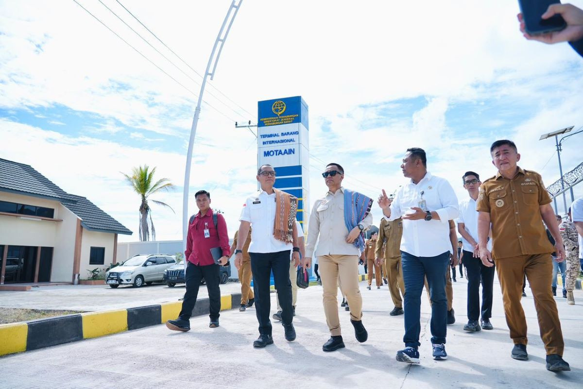 BNPP tinjau kesiapan operasional terminal barang internasional di PLBN ...