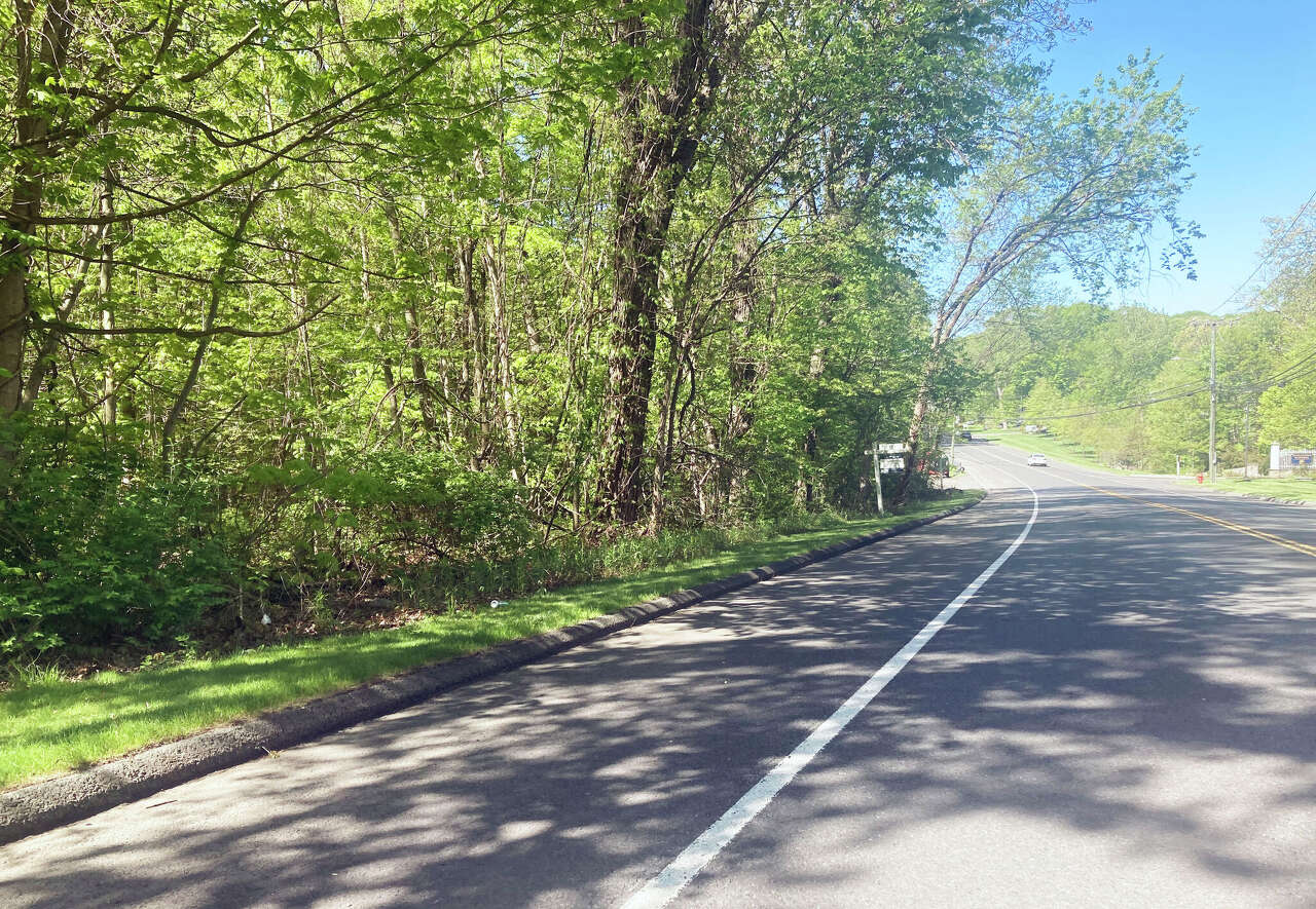 Planners OK new Route 6 plaza by family-run pool company that 'wants to ...