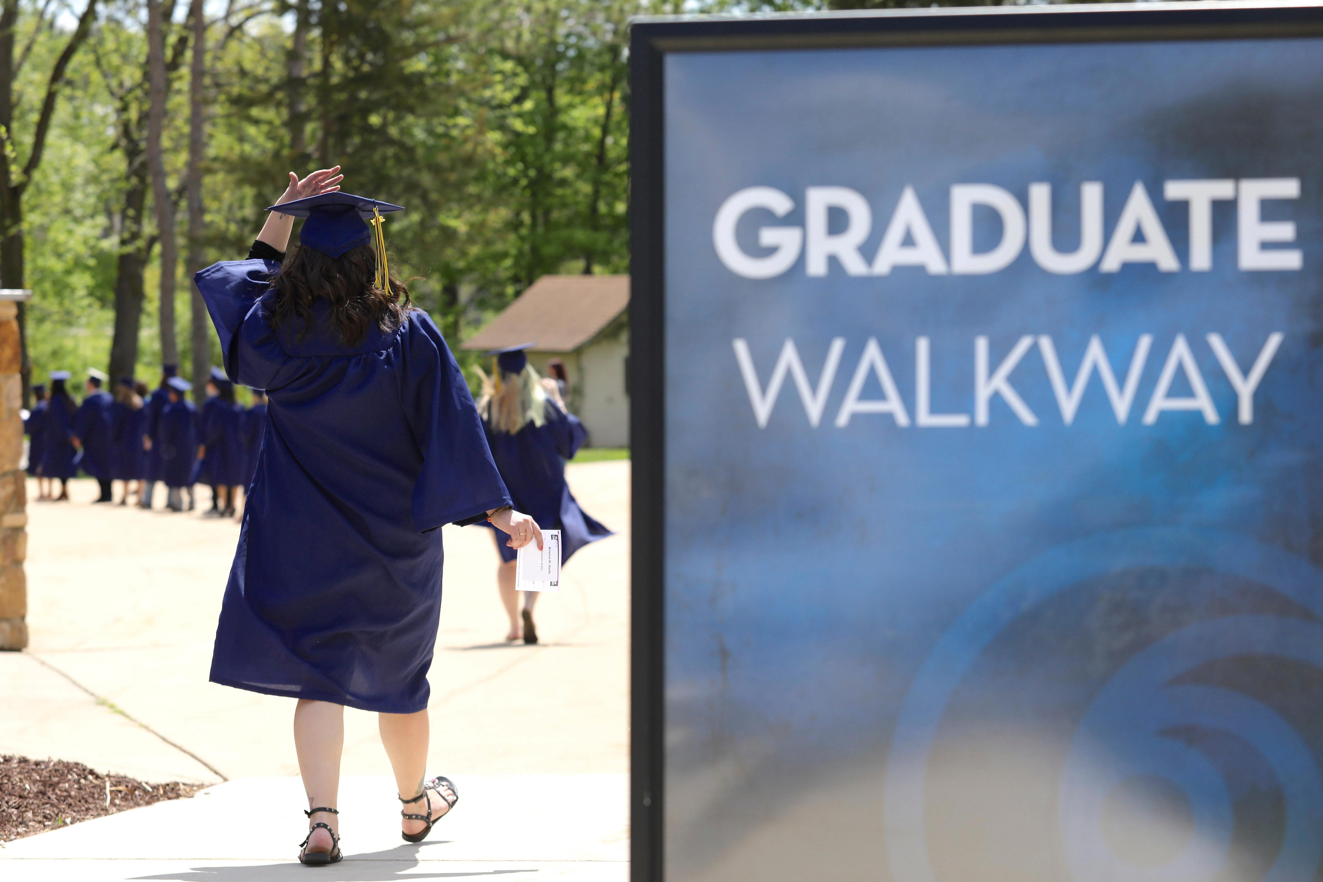 Rock Valley College honors graduates with ceremonies