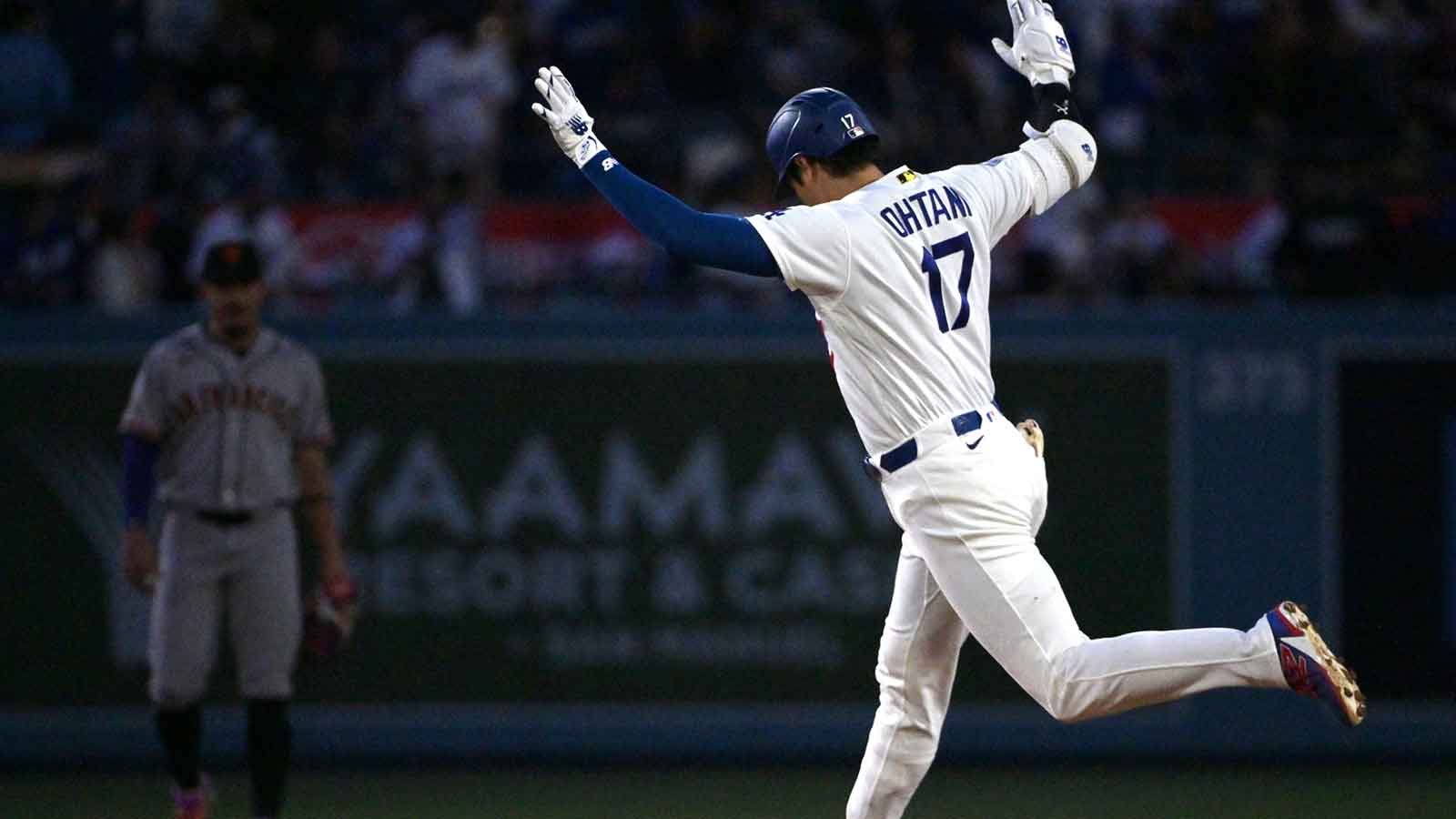 Dodgers superstar Shohei Ohtani ends home run drought as Ice Cube ...