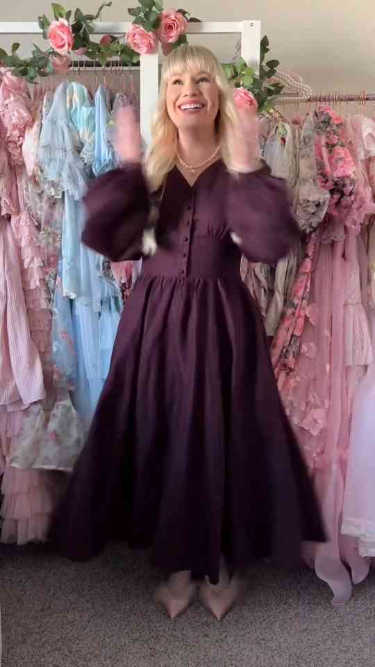 Feminine fall GRWM with vintage outfit ideas