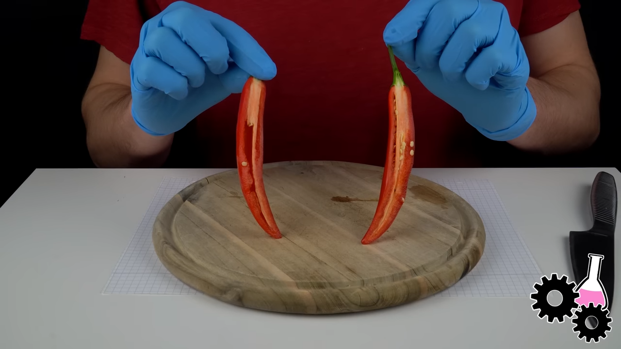 Capsaicin - warum diese Substanz so extrem brennt