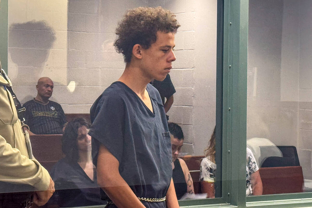Las Vegas teen suspect in fatal beating found through clothes, police say